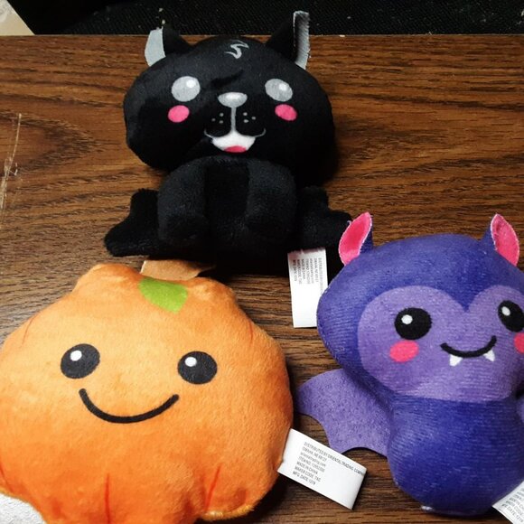 Halloween Mini Plush Toy Bundle Lot Werewolf Pumpkin Bat Ghost Backpack Clip - Picture 2 of 4